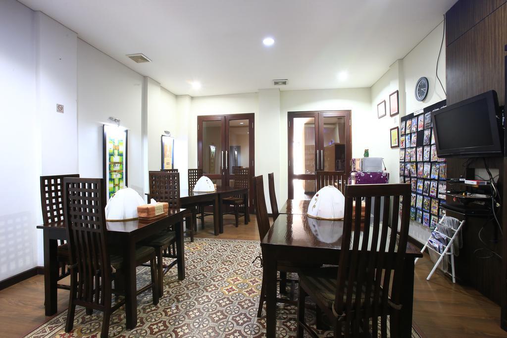 Reddoorz @ Menteng Jacarta Exterior foto
